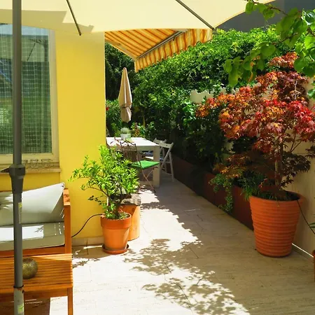 5-zimmer-appartement In Historischer Privatvilla, Zentrum, Kostenloser Parkplatz