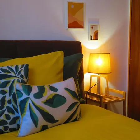 5-zimmer-appartement In Historischer Privatvilla, Zentrum, Kostenloser Parkplatz Merano